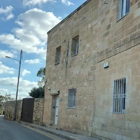 וילה Valletta